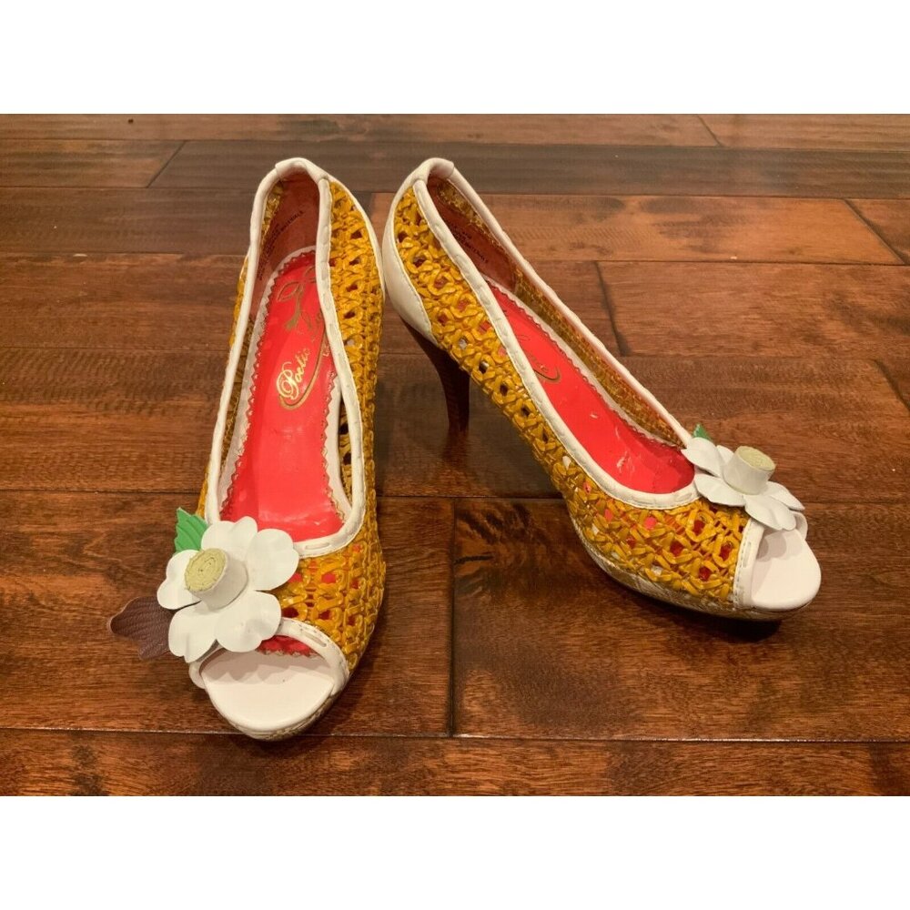 Poetic License Prickly Pear Brown Wicker Heels W/White Flowers, Size 6.5 (US)
